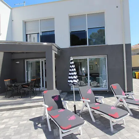 Einzigartige Direkt In Mit Privatpool, Grillbereich, Privatparkplatz, Wifi Holiday home *