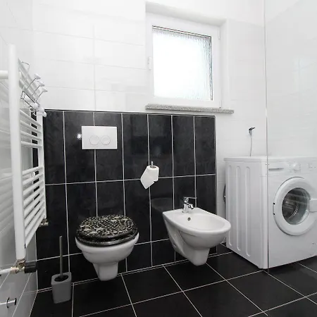 Einzigartige Direkt In Mit Privatpool, Grillbereich, Privatparkplatz, Wifi Holiday home *