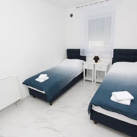 Einzigartige Direkt In Mit Privatpool, Grillbereich, Privatparkplatz, Wifi
