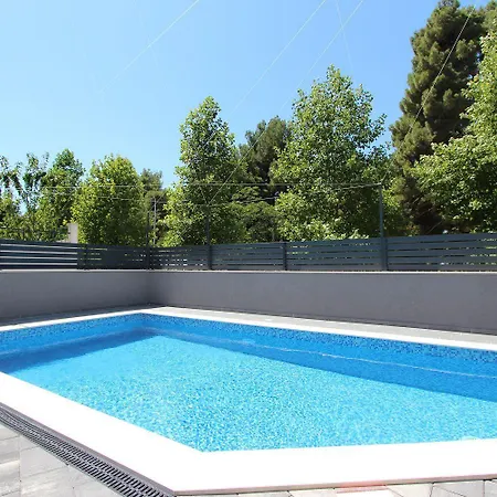 Einzigartige Direkt In Mit Privatpool, Grillbereich, Privatparkplatz, Wifi
