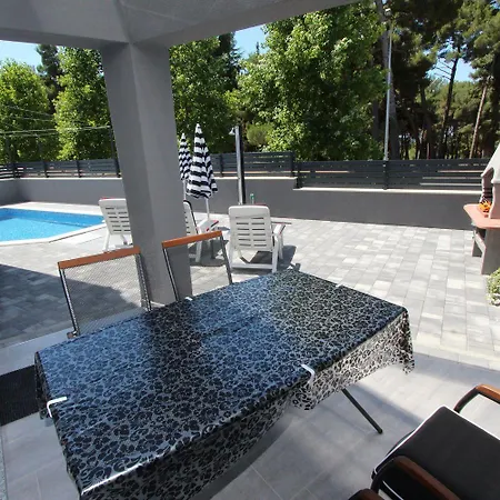 Einzigartige Direkt In Mit Privatpool, Grillbereich, Privatparkplatz, Wifi Holiday home Rovinj