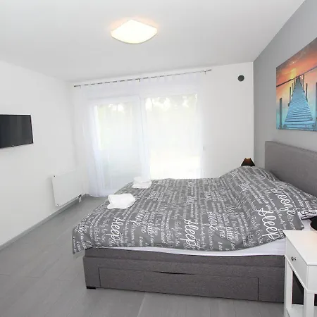 Holiday home Einzigartige Direkt In Mit Privatpool, Grillbereich, Privatparkplatz, Wifi *